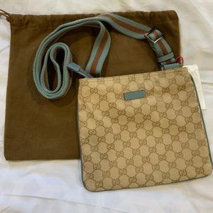GUCCI PURSE
